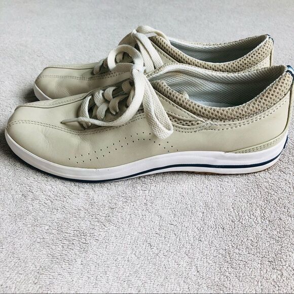 Keds Spirit Leather Sneaker - Picture 2 of 9